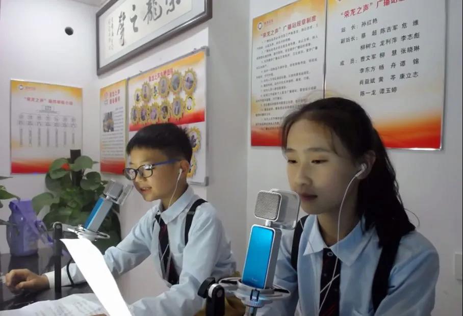 前期小主播们播报现场.jpg