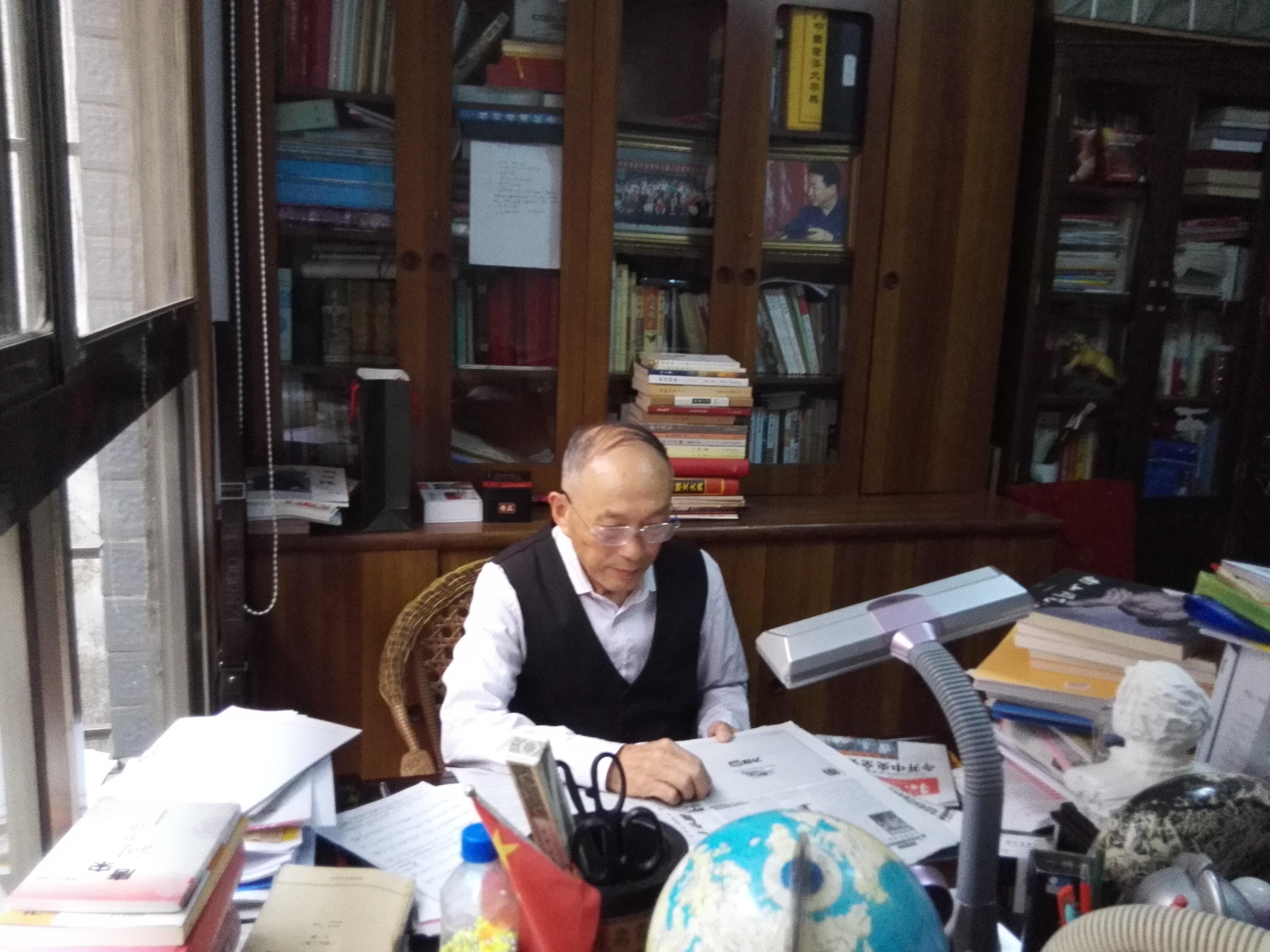 2017年全省百姓学习之星——黎暑生.jpg 2017年全省百姓学习之星——黎暑生.jpg